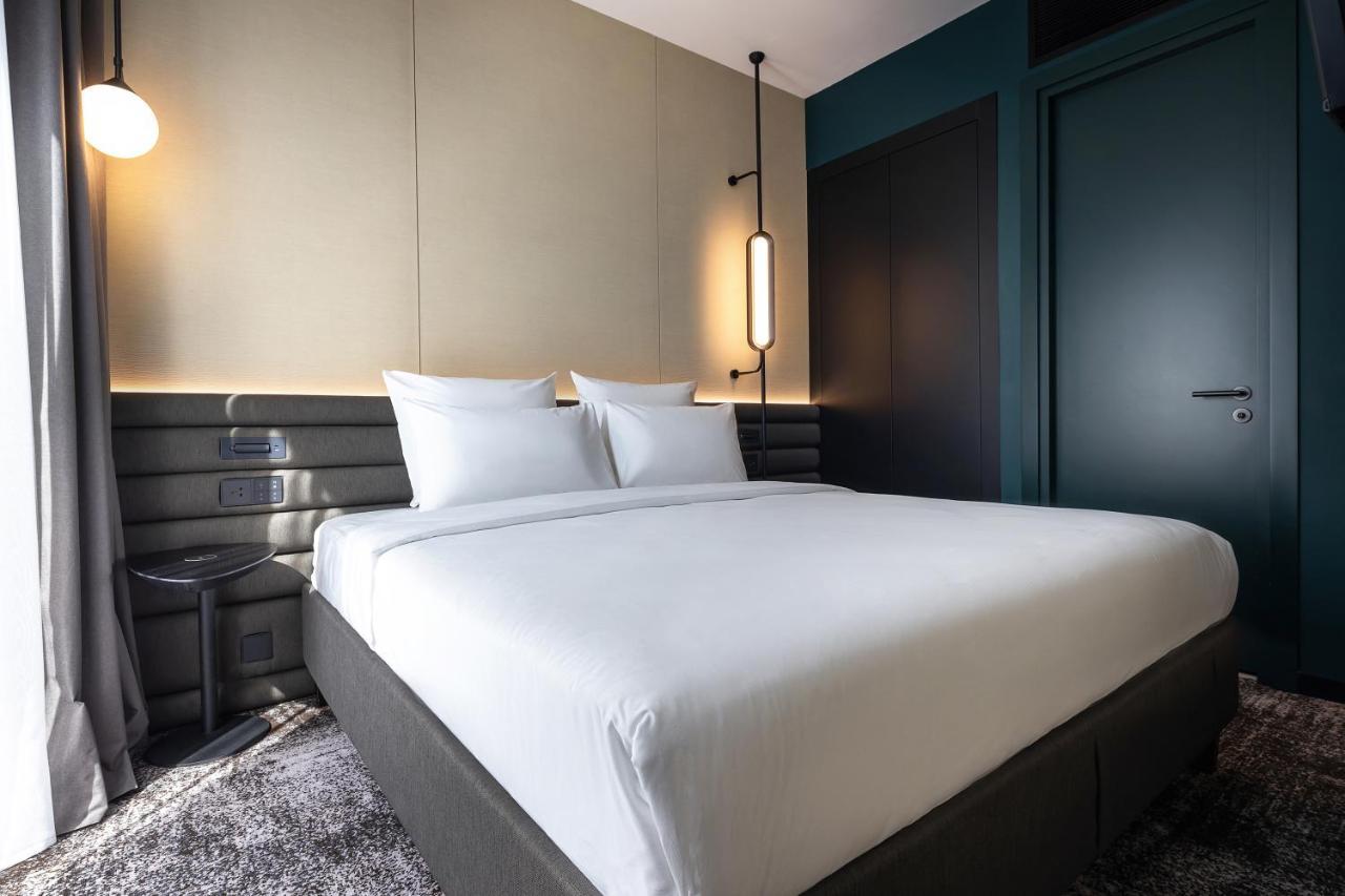 Novotel Living Almaty Jetisu מראה חיצוני תמונה
