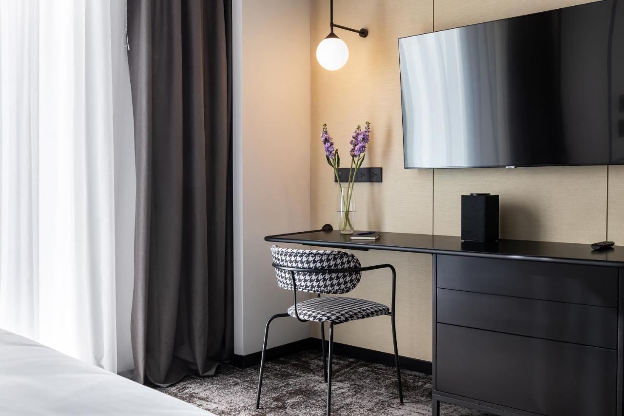 Novotel Living Almaty Jetisu מראה חיצוני תמונה