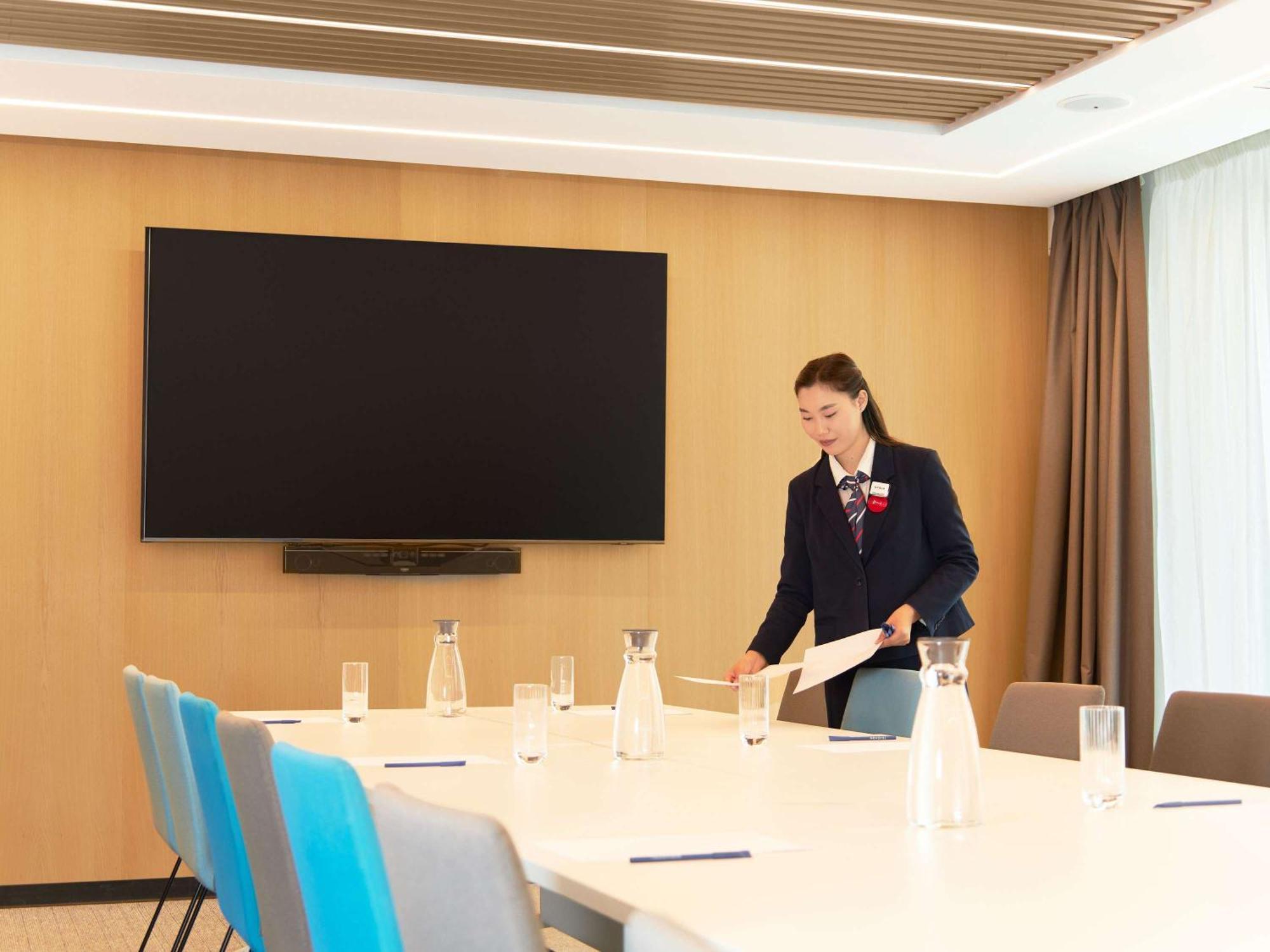 Novotel Living Almaty Jetisu מראה חיצוני תמונה