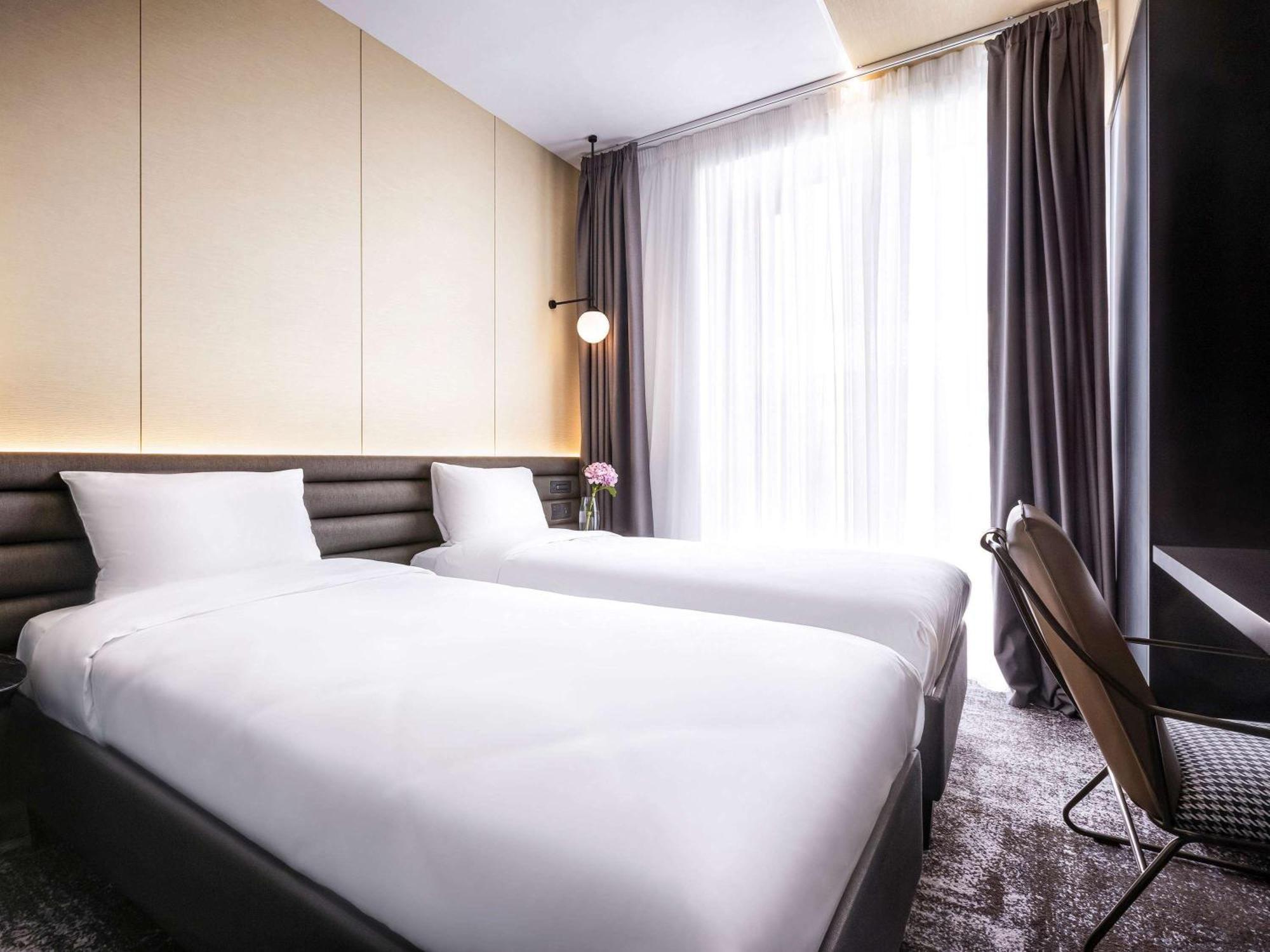 Novotel Living Almaty Jetisu מראה חיצוני תמונה