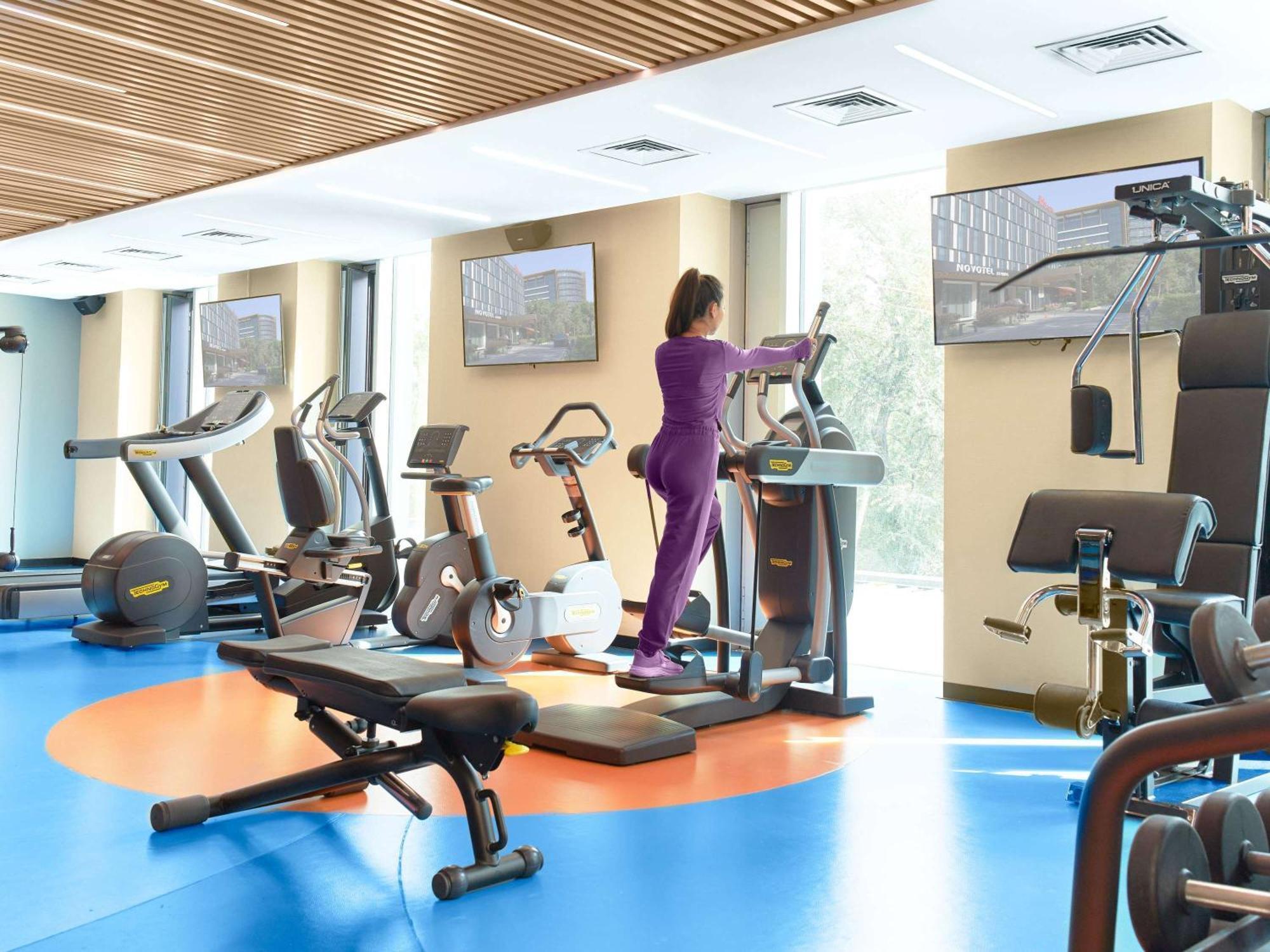Novotel Living Almaty Jetisu מראה חיצוני תמונה
