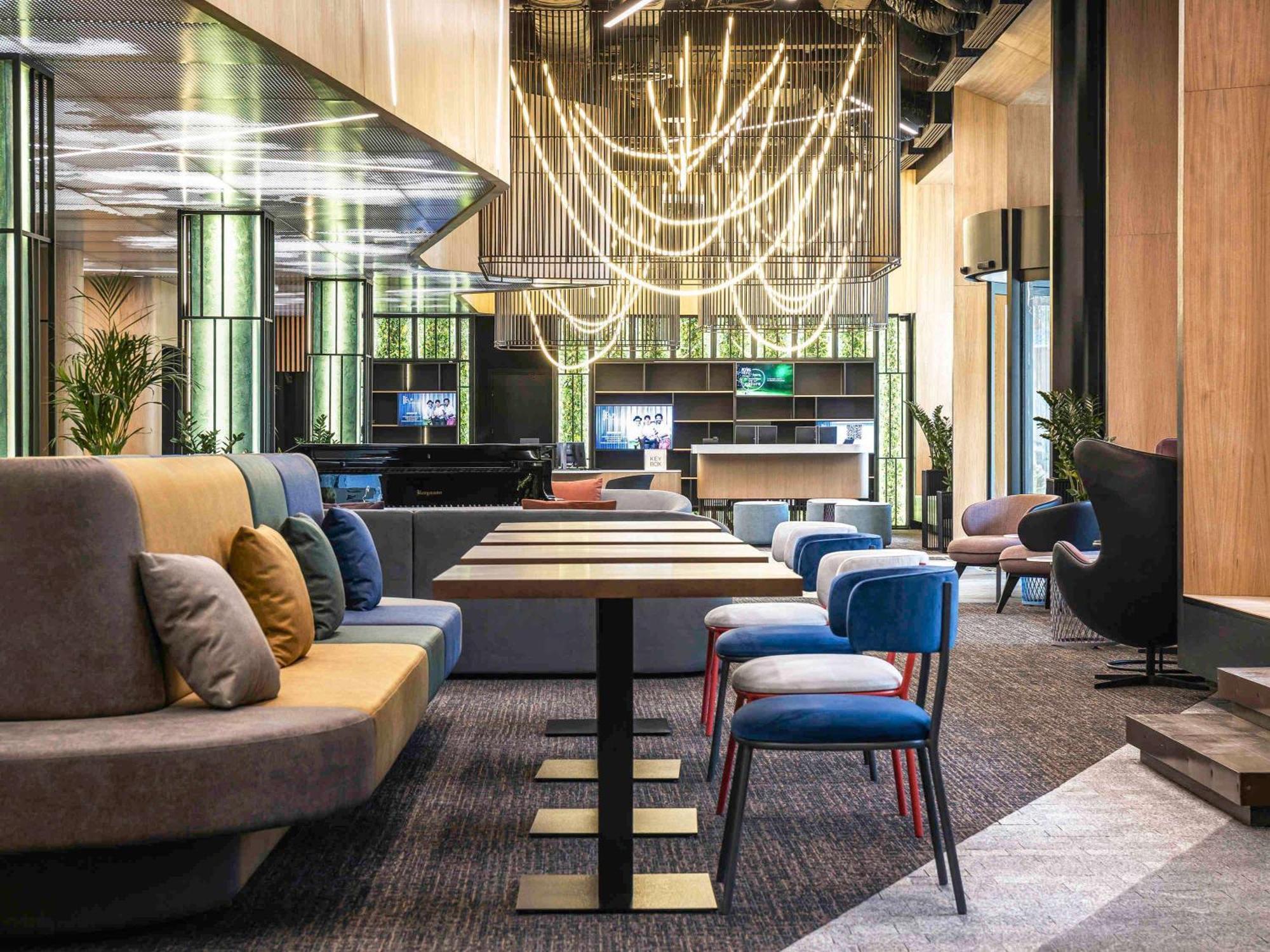 Novotel Living Almaty Jetisu מראה חיצוני תמונה